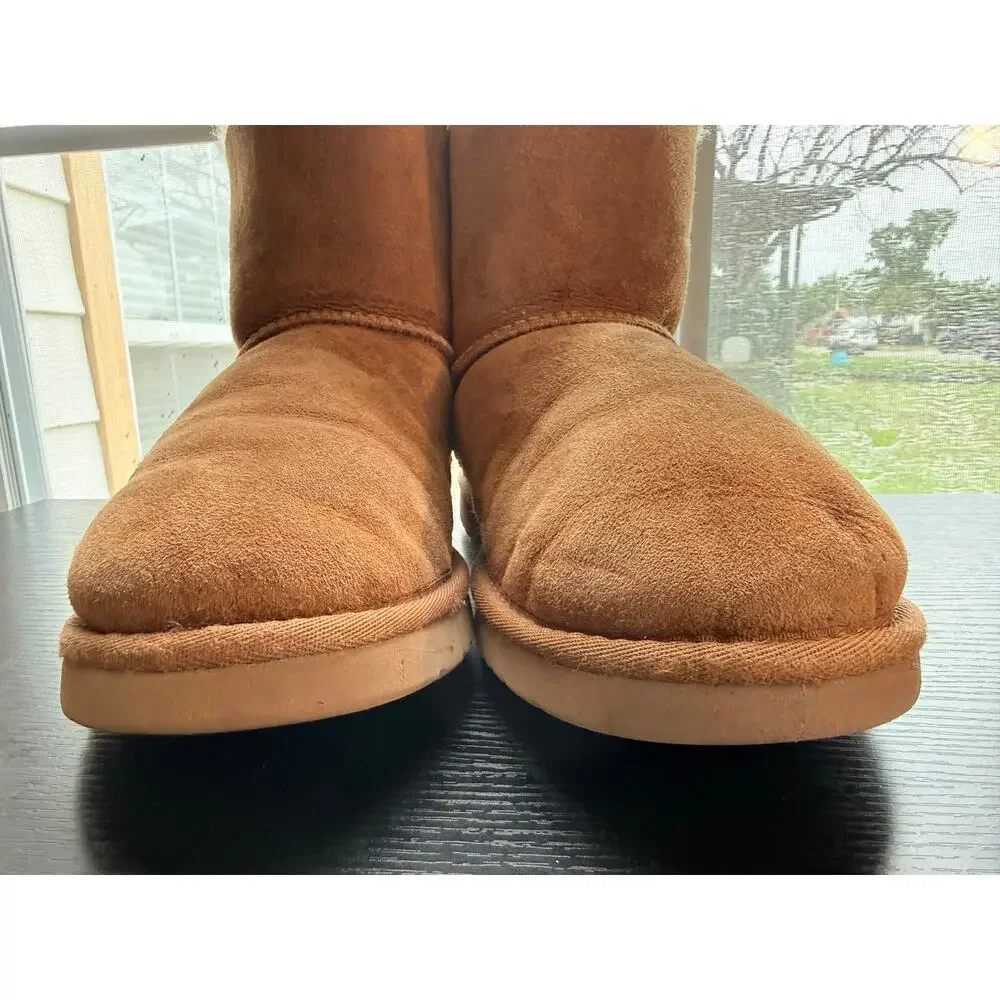 UGG Australia Bailey Button Chestnut Sheepskin Boots Women’s Size 9 - Picture 6 of 14